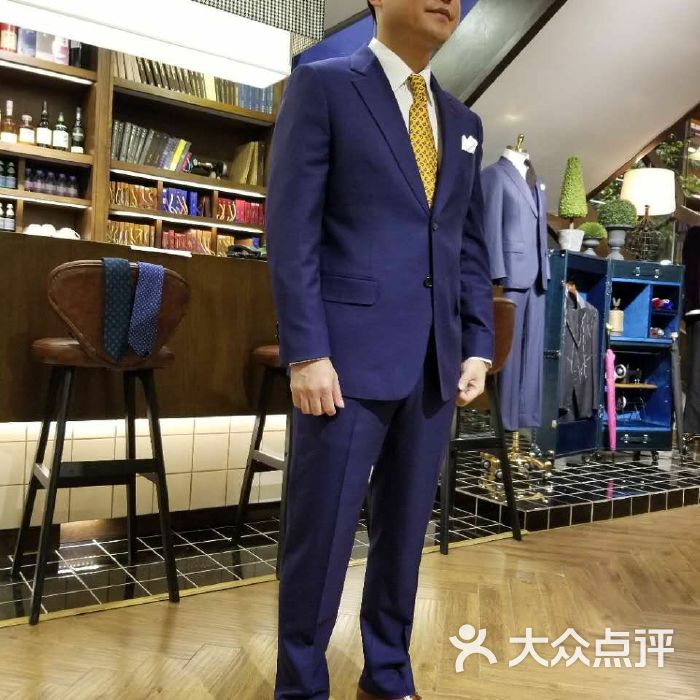 萨维尔高级西服定制照片 萨维尔高级西服定制照片图片