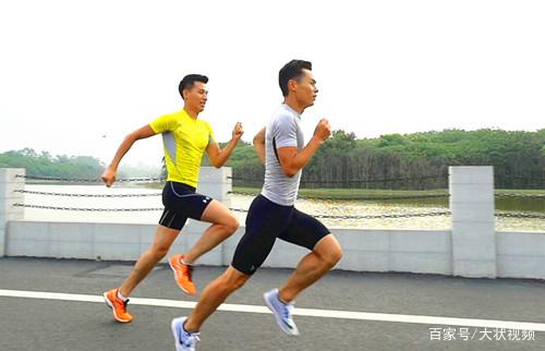 晚上少吃去跑步能减肥吗 晚上少吃去跑步能减肥吗女